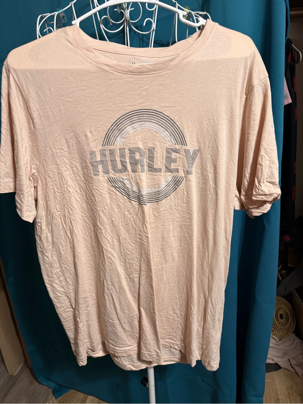 Hurley Men's Peach Graphic Tee
